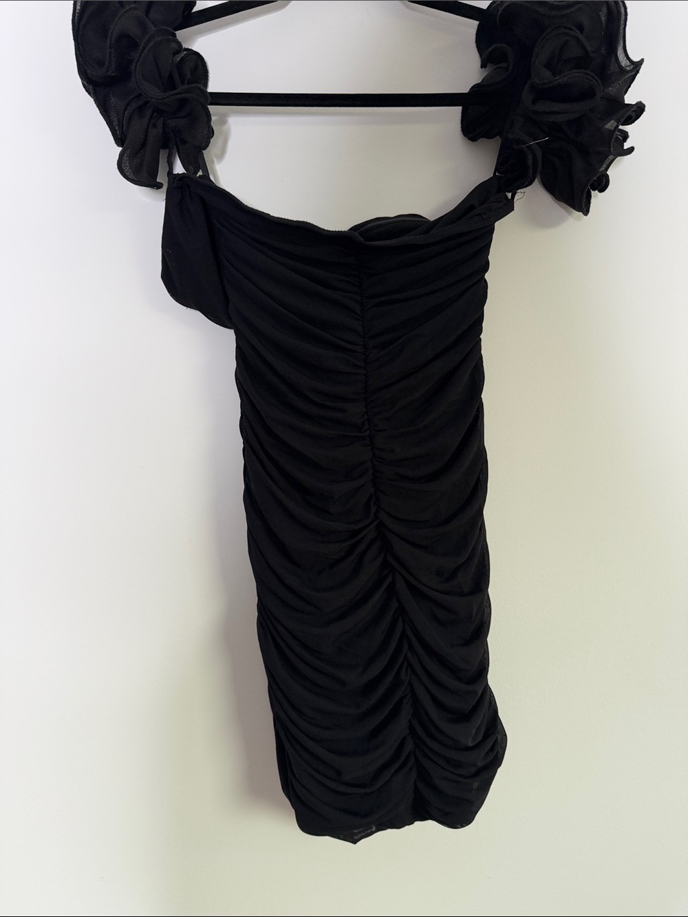 Black Ruffle Sleeve Ruched Dress - Picture 6 of 6